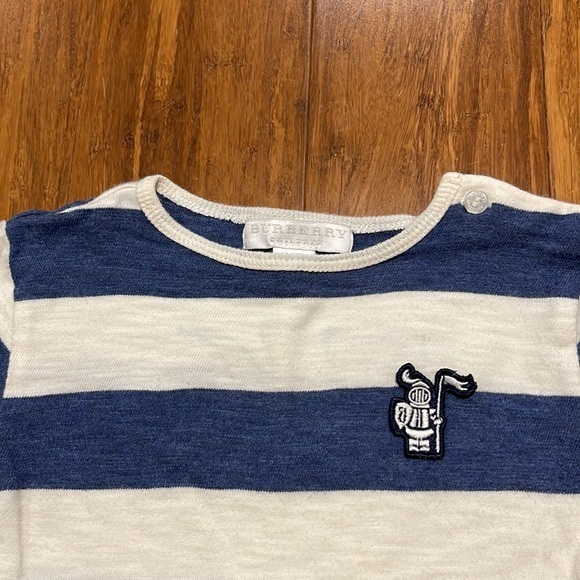 Burberry Long Sleeve Tee - Picture 3 of 5